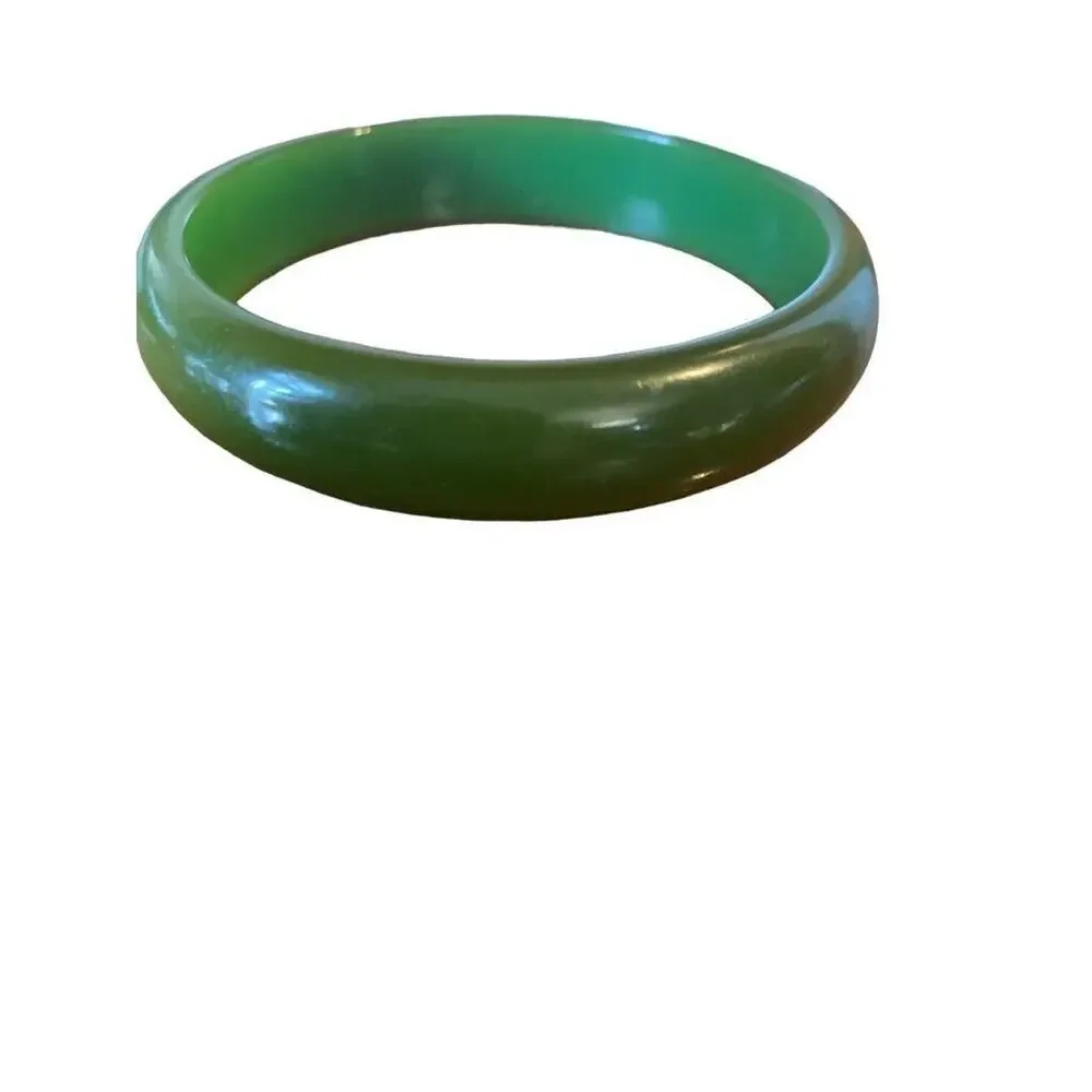 Vintage Bakelite Olive Green Bangle Bracelet 2.5